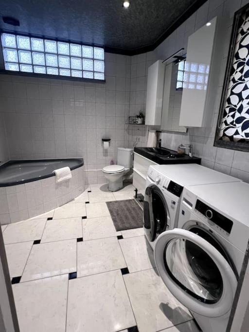 Stea Guesthouse Proche Paris Villeneuve-le-Roi Esterno foto