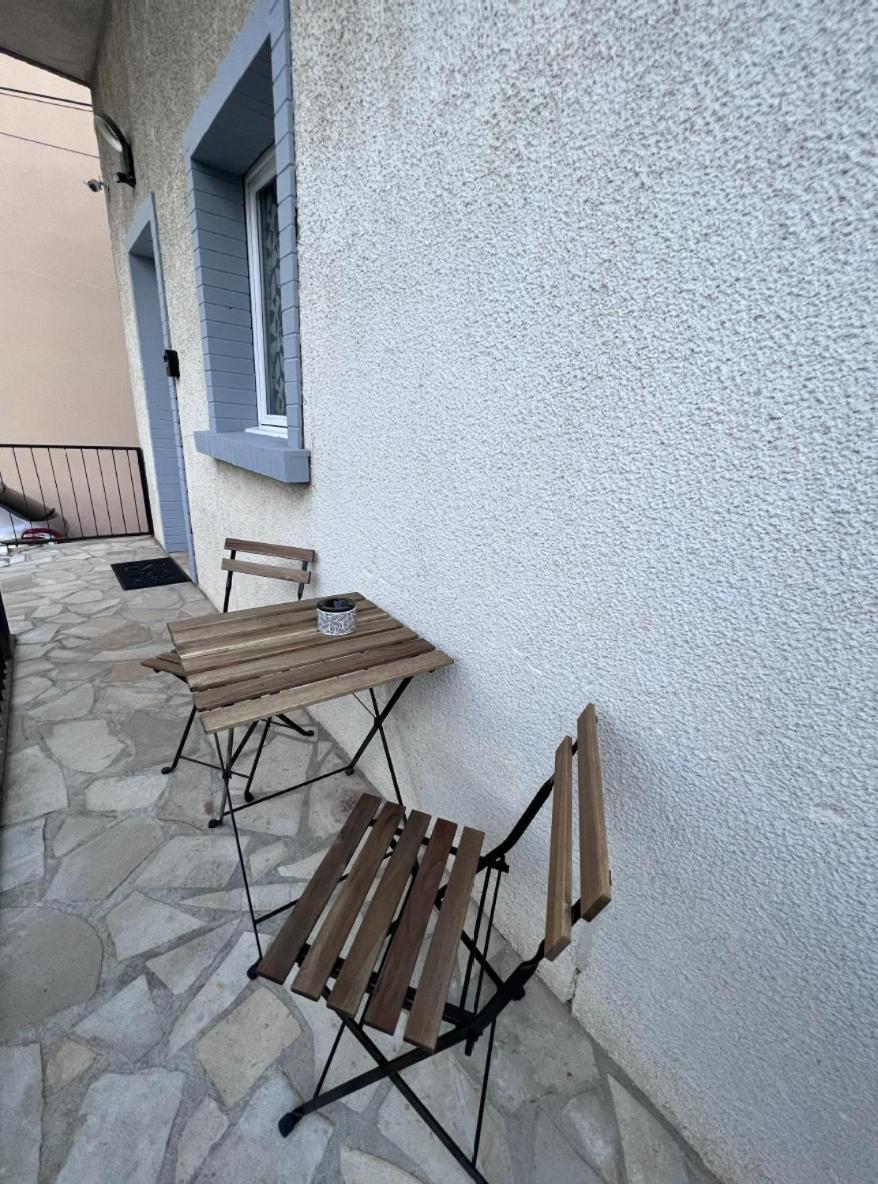 Stea Guesthouse Proche Paris Villeneuve-le-Roi Esterno foto